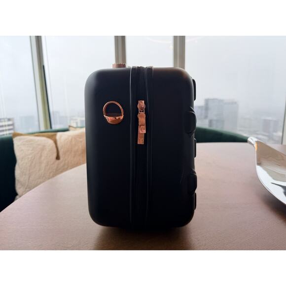 Ted Baker London Beau Hard Side Vanity Case in Black with Gold Accents - Picture 5 of 12